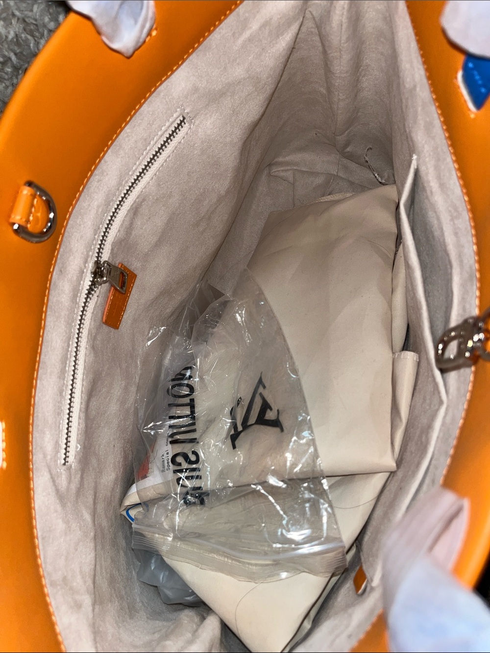 Source Unknown Orange Tote with Blue Strap - Picture 2 of 4